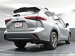 Used 2022 TOYOTA HIGHLANDER XLE in GREENVILLE, SOUTH CAROLINA (Photo 26)