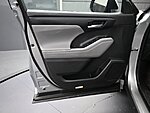 Used 2021 TOYOTA HIGHLANDER XLE in GREENVILLE, SOUTH CAROLINA (Photo 14)