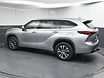 Used 2021 TOYOTA HIGHLANDER XLE in GREENVILLE, SOUTH CAROLINA (Photo 5)