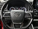 Used 2022 TOYOTA HIGHLANDER XLE in GREENVILLE, SOUTH CAROLINA (Photo 10)