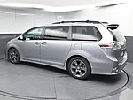 Used 2017 TOYOTA SIENNA SE PREMIUM in GREENVILLE, SOUTH CAROLINA (Photo 5)
