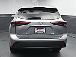 Used 2024 TOYOTA HIGHLANDER LE in GREENVILLE, SOUTH CAROLINA (Photo 6)