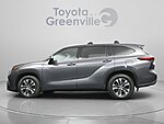 Used 2021 TOYOTA HIGHLANDER XLE in GREENVILLE, SOUTH CAROLINA (Photo 5)