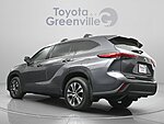 Used 2021 TOYOTA HIGHLANDER XLE in GREENVILLE, SOUTH CAROLINA (Photo 6)