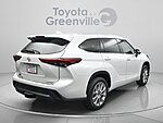 Used 2023 TOYOTA HIGHLANDER L in GREENVILLE, SOUTH CAROLINA (Photo 12)