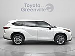 Used 2023 TOYOTA HIGHLANDER L in GREENVILLE, SOUTH CAROLINA (Photo 15)