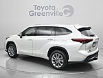 Used 2023 TOYOTA HIGHLANDER L in GREENVILLE, SOUTH CAROLINA (Photo 6)