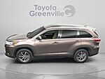 Used 2019 TOYOTA HIGHLANDER XLE in GREENVILLE, SOUTH CAROLINA (Photo 3)