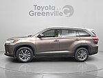 Used 2019 TOYOTA HIGHLANDER XLE in GREENVILLE, SOUTH CAROLINA (Photo 4)