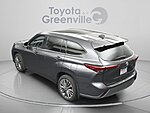 Used 2022 TOYOTA HIGHLANDER PLATINUM in GREENVILLE, SOUTH CAROLINA (Photo 9)