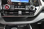 Used 2021 TOYOTA HIGHLANDER XLE in GREENVILLE, SOUTH CAROLINA (Photo 28)