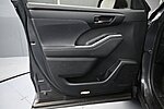 Used 2024 TOYOTA HIGHLANDER LE in GREENVILLE, SOUTH CAROLINA (Photo 15)