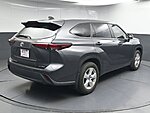 Used 2024 TOYOTA HIGHLANDER LE in GREENVILLE, SOUTH CAROLINA (Photo 3)