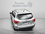 Used 2018 NISSAN PATHFINDER S in GREENVILLE, SOUTH CAROLINA (Photo 11)