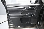 Used 2018 TOYOTA HIGHLANDER SE in GREENVILLE, SOUTH CAROLINA (Photo 15)