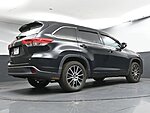 Used 2018 TOYOTA HIGHLANDER SE in GREENVILLE, SOUTH CAROLINA (Photo 26)