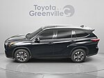 Used 2022 TOYOTA HIGHLANDER XLE in GREENVILLE, SOUTH CAROLINA (Photo 3)