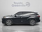 Used 2022 TOYOTA HIGHLANDER XLE in GREENVILLE, SOUTH CAROLINA (Photo 4)