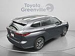 Used 2023 TOYOTA HIGHLANDER XLE in GREENVILLE, SOUTH CAROLINA (Photo 14)