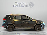 Used 2017 NISSAN ROGUE SV in GREENVILLE, SOUTH CAROLINA (Photo 6)