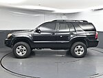 Used 2007 TOYOTA 4RUNNER SR5 in GREENVILLE, SOUTH CAROLINA (Photo 4)
