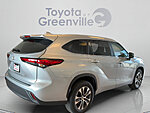Used 2023 TOYOTA HIGHLANDER XLE in GREENVILLE, SOUTH CAROLINA (Photo 5)