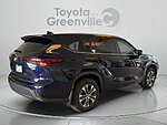 Used 2025 TOYOTA HIGHLANDER XLE in GREENVILLE, SOUTH CAROLINA (Photo 5)