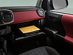 Used 2018 TOYOTA TACOMA SR5 in GREENVILLE, SOUTH CAROLINA (Photo 33)