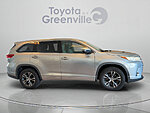Used 2017 TOYOTA HIGHLANDER LE in GREENVILLE, SOUTH CAROLINA (Photo 6)