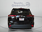 Used 2021 TOYOTA HIGHLANDER XLE in GREENVILLE, SOUTH CAROLINA (Photo 4)