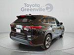 Used 2021 TOYOTA HIGHLANDER XLE in GREENVILLE, SOUTH CAROLINA (Photo 5)
