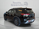 Used 2024 NISSAN PATHFINDER SL in GREENVILLE, SOUTH CAROLINA (Photo 3)