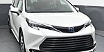 New 2025 TOYOTA SIENNA XLE in GREENVILLE, SOUTH CAROLINA