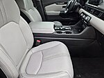Used 2025 Honda Pilot TOURING in FRISCO, TEXAS (Photo 9)